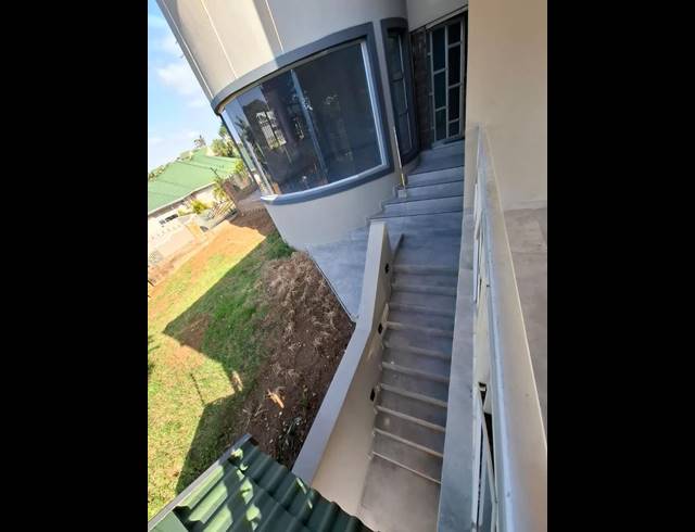 3 BEDROOM PROPERTY TO RENT IN UMHLANGA ROCKS